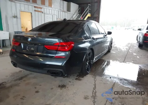 2016 BMW 750I xDrive из США, поврежденный, VIN WBA7F2C57GG415668